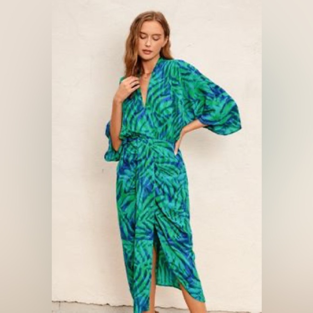 Vici Blue & Green Leaf-Print dress